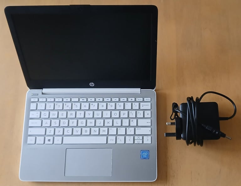 image for HP Stream HOME 11-AK0502SA netbook with power adaptor. New refurb.