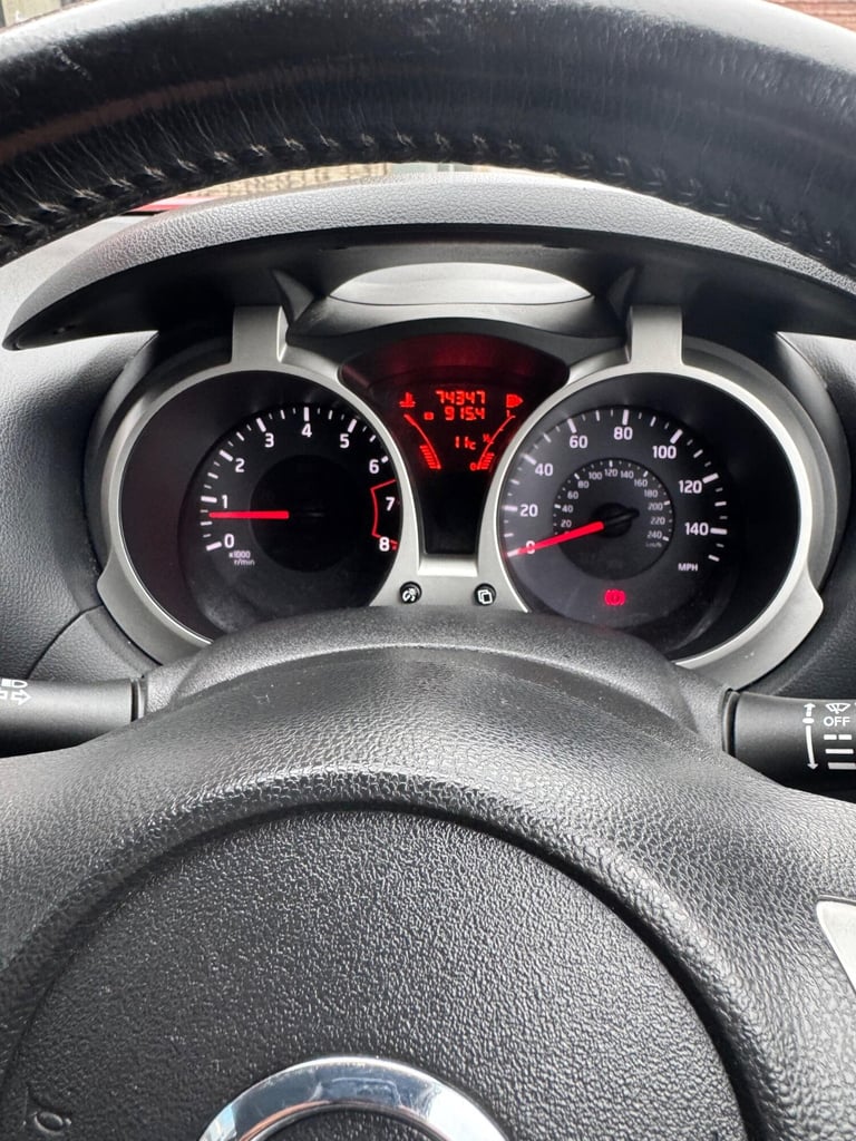 2011 Nissan Juke 1.6 Acenta Euro 5 5dr HATCHBACK Petrol Manual