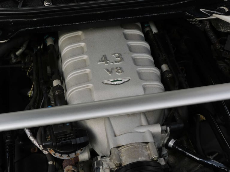 2006 Aston Martin Vantage 2dr HATCHBACK PETROL Manual