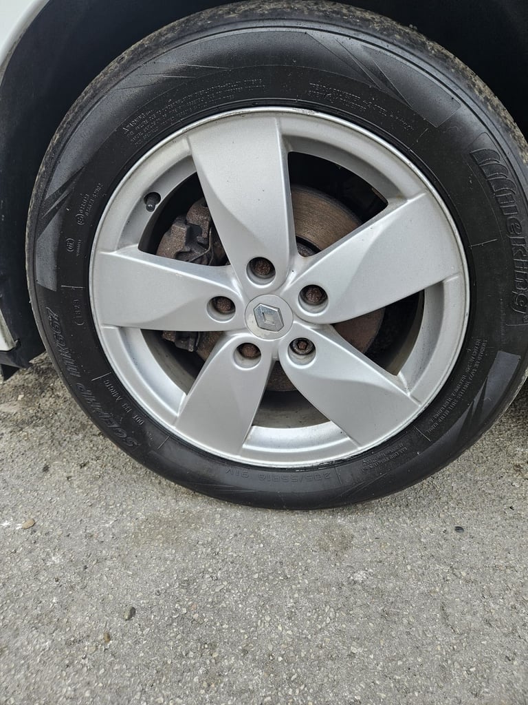 2011 Renault Megane 1.6 16V 110 Dynamique TomTom 3dr COUPE Petrol Manual