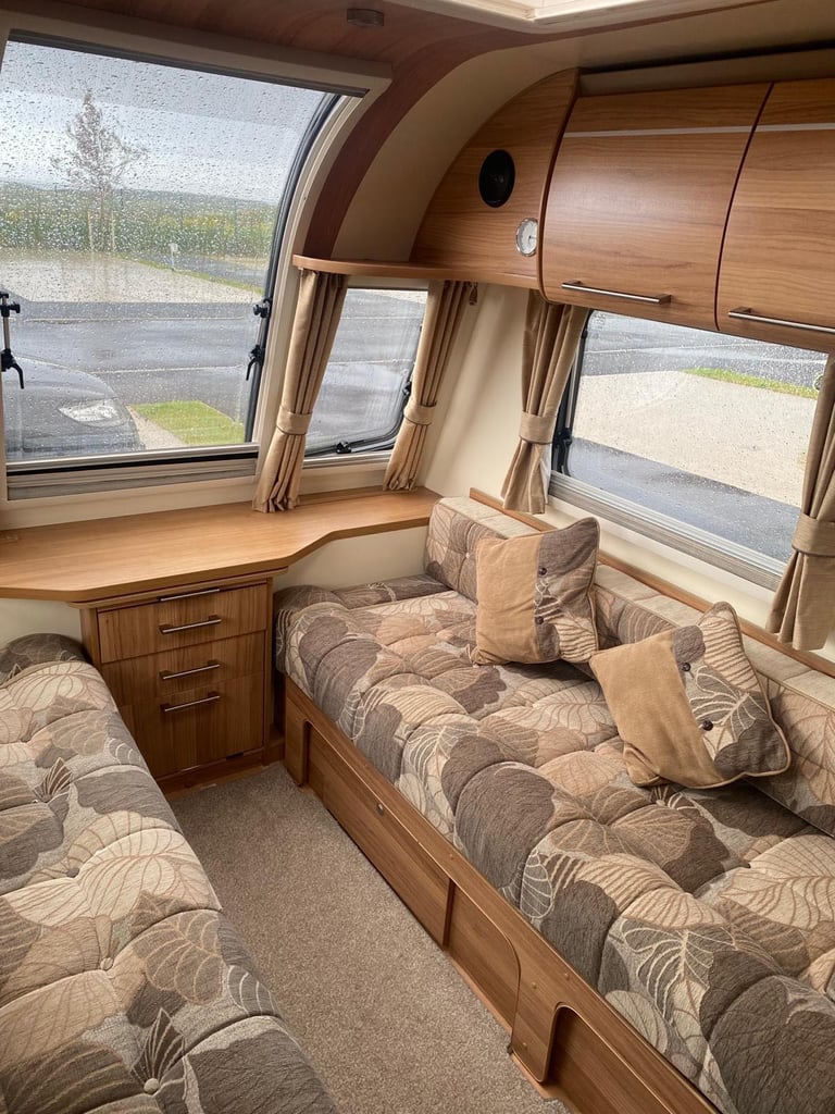 **2015**Bailey Pegasus GT65 Turin 6 berth twin axle fb 