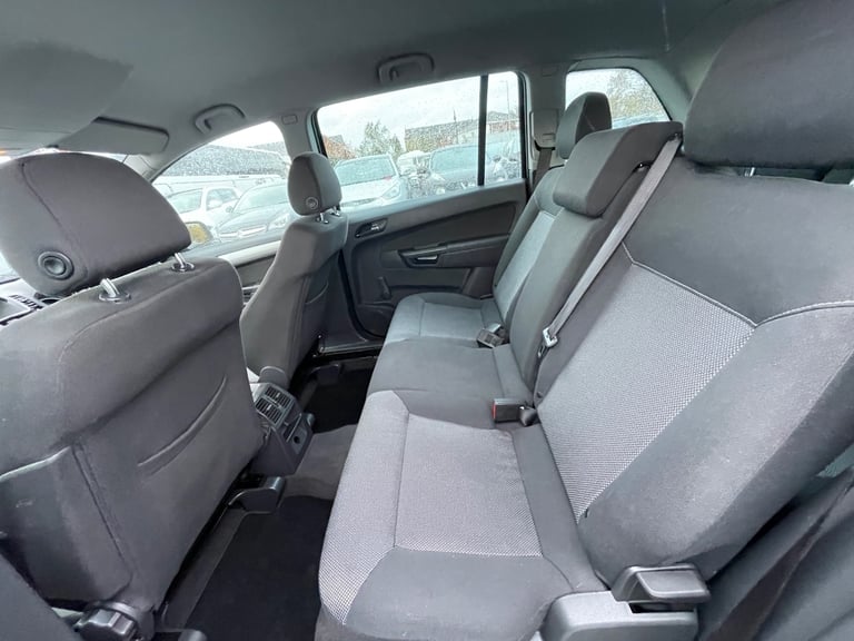 * 60 2011 VAUXHALL ZAFIRA 1.6L + IDEAL FAMILY 7 SEATER + LONG MOT * 