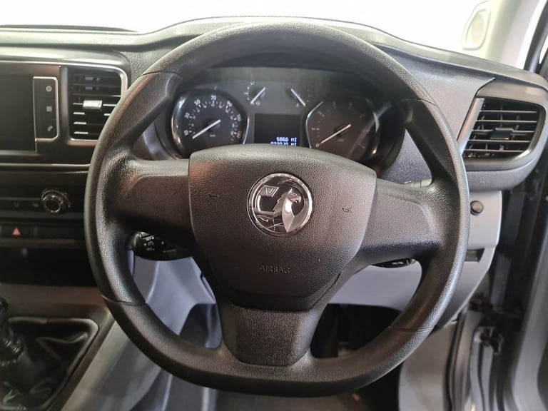 VAUXHALL VIVARO 2.0 TURBO D 3100 SPORTIVE P/V L2 H1 145 BHP LWB DIESEL