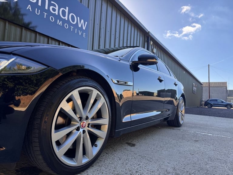 2019 Jaguar XJ 3.0d V6 XJ50 Saloon 4dr Diesel Auto Euro 6 (s/s) (300 ps) Saloon Diesel Automatic