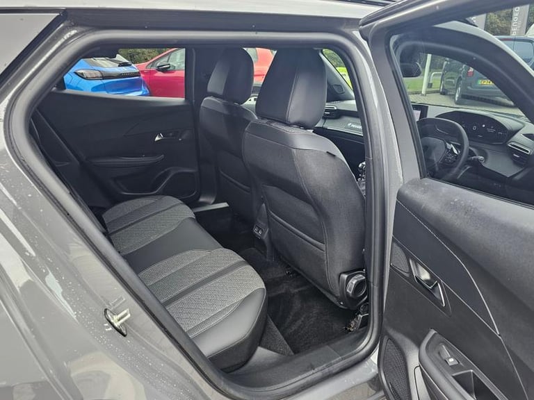 2023 Peugeot 2008 1.2 PureTech Allure SUV 5dr Petrol Manual Euro 6 (s/s) (130 ps) Manual SUV Petr...