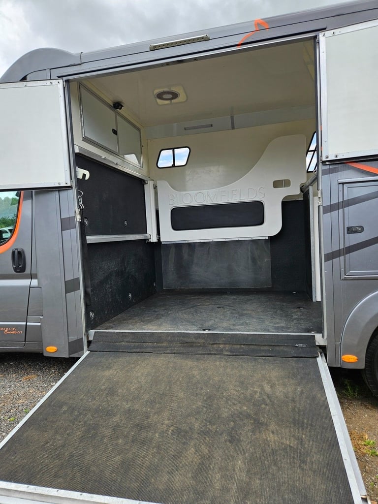 image for Fiat Ducato Bloomfield 5T Eventer, 2 stall horsebox
