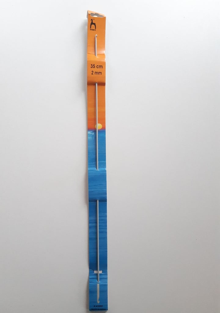Range of Bamboo and Metal knitting/crochet needles