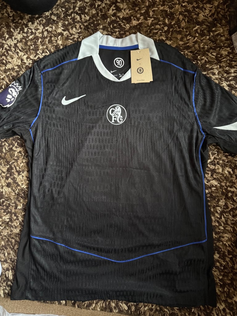 image for Chelsea 3rd Large & XL Players Edition 