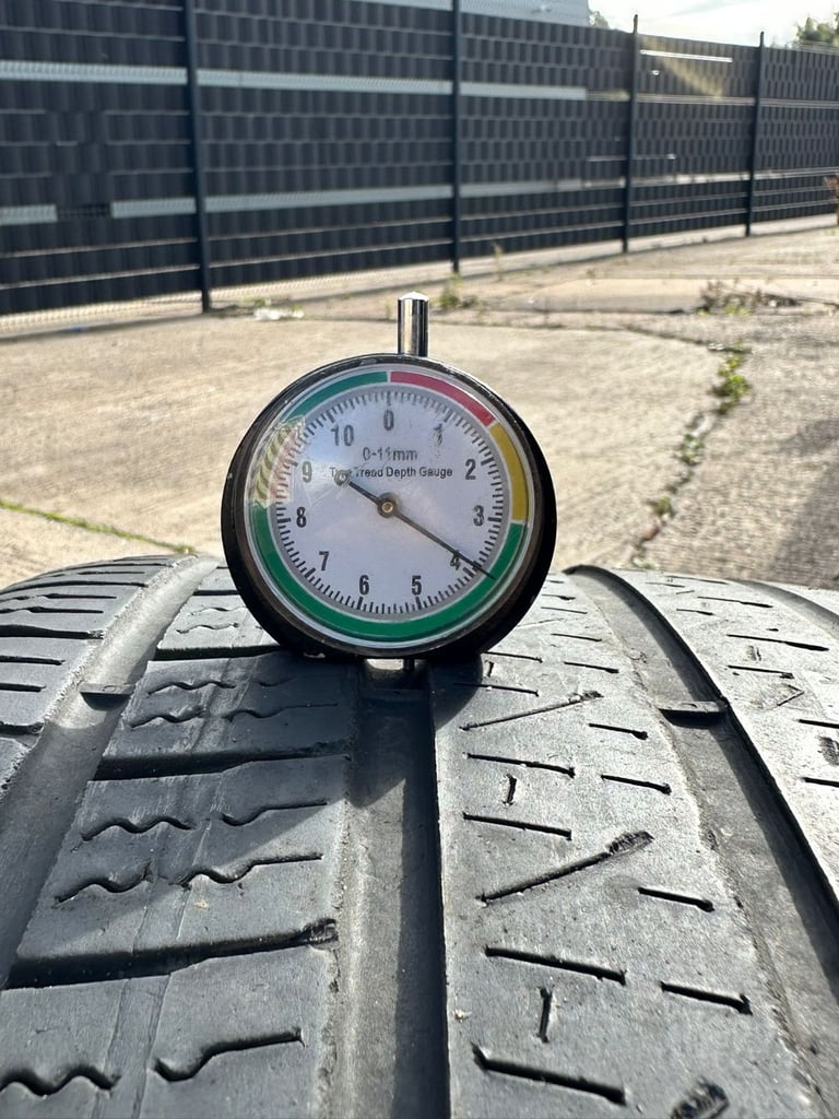 21" GENUINE RANGE ROVER VELAR ALLOY WHEELS & TYRES 5x108