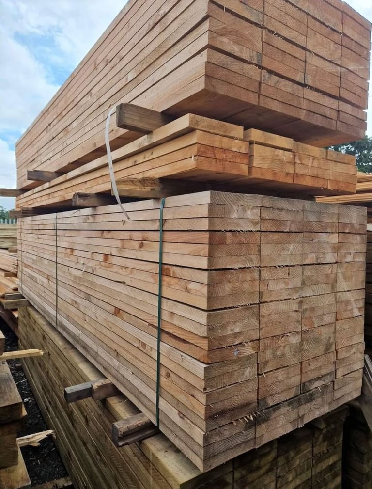 Timber new scaffolding boards 