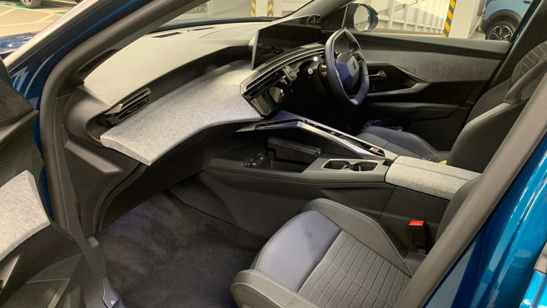 2024 Peugeot 3008 1.2 MHEV Allure e-DSC Euro 6 (s/s) 5dr SUV Hybrid Automatic