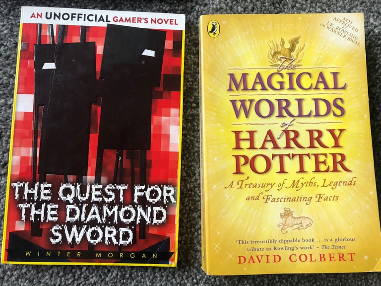 4 books  christmas gift idea Marvel, Doctor Who, Harry Potter 