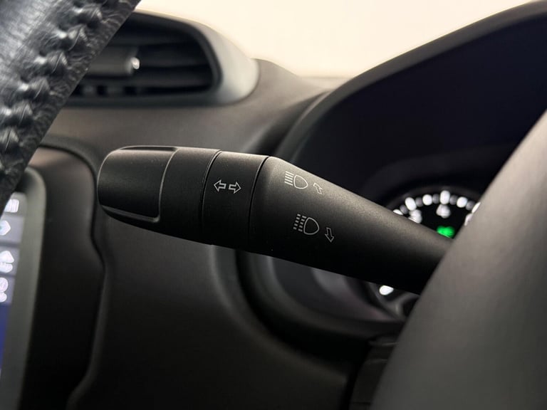 2020 Jeep Renegade 1.3 GSE T4 Night Eagle DDCT Euro 6 (s/s) 5dr ESTATE Petrol Automatic