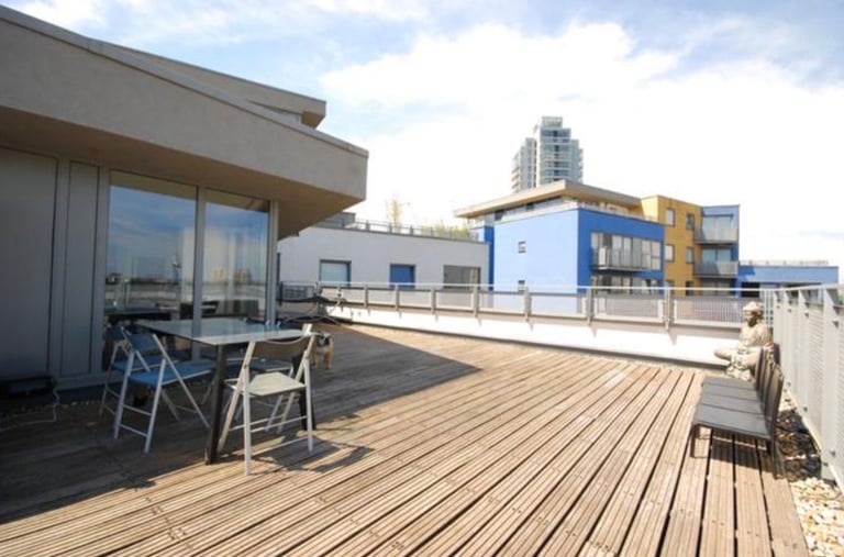 Pet friendly beautiful 1-Bed Flat – Deals Gateway SE13 - Available December 12th