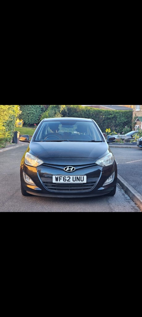 image for Hyundai i20 1.1cc 62 plate road tax £30 yearly Ulez Free Complaint 