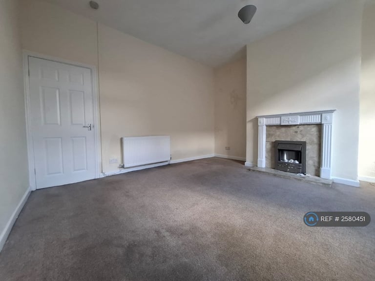 2 bedroom house in Wellington Street, Radcliffe, Manchester, M26 (2 bed) (#2580451)