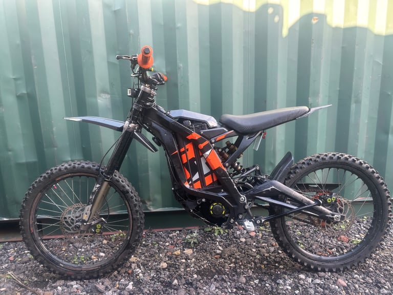 Surron light bee x 2024