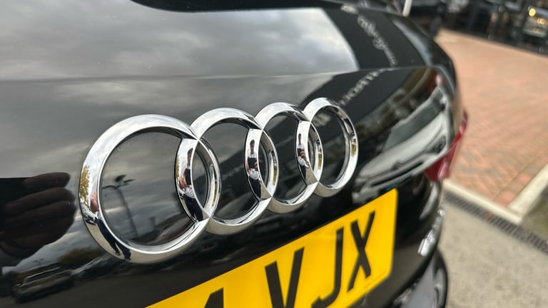 2024 Audi Q3 1.4 TFSIe 45 S line SUV 5dr Petrol Plug-in Hybrid S Tronic Euro 6 (s/s) 13k SUV Hybr...