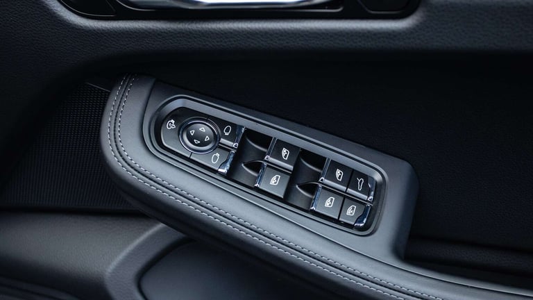 2025 Porsche Macan S 5dr PDK ESTATE PETROL Automatic