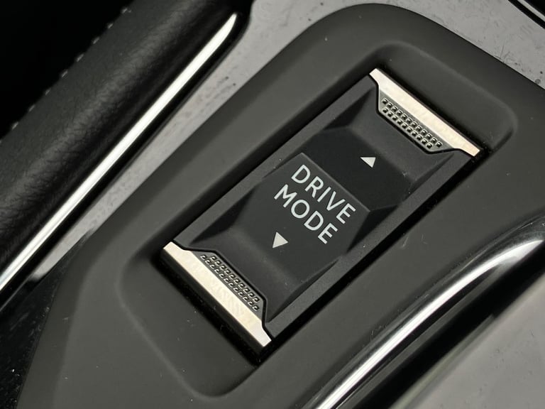 2023 Vauxhall Grandland 1.2 Turbo GS 5dr Auto Hatchback PETROL Automatic