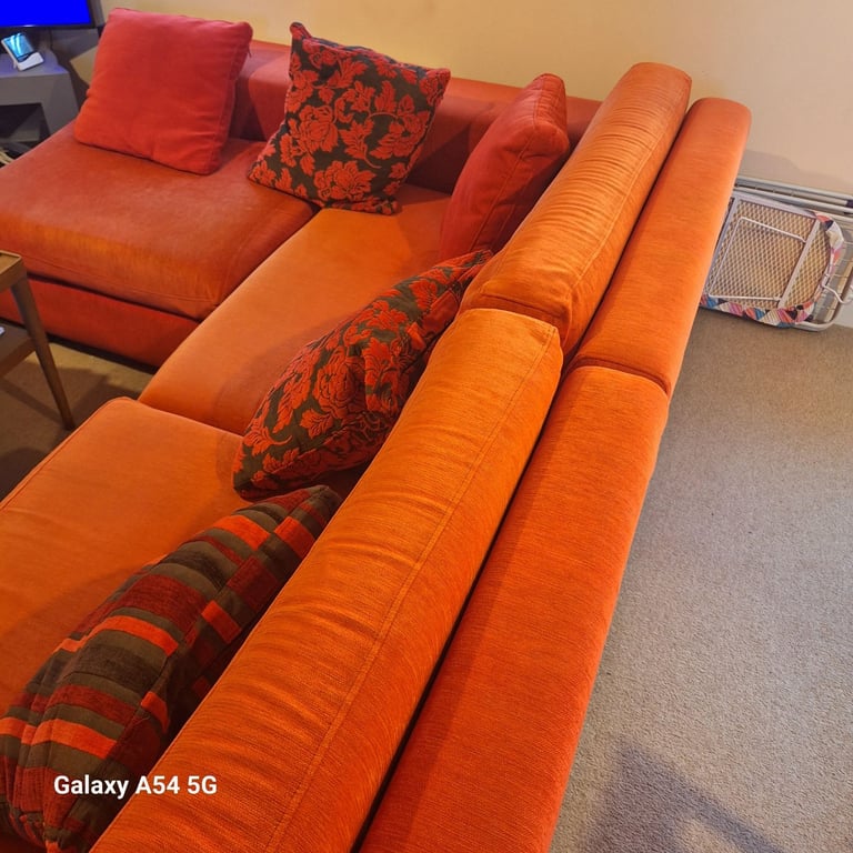 Sofas living room 4 piece very good condition 