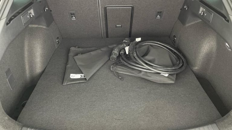 2024 SEAT Leon 1.4 e-HYBRID (204ps) FR Sport DSG Automatic Estate Hybrid Automatic