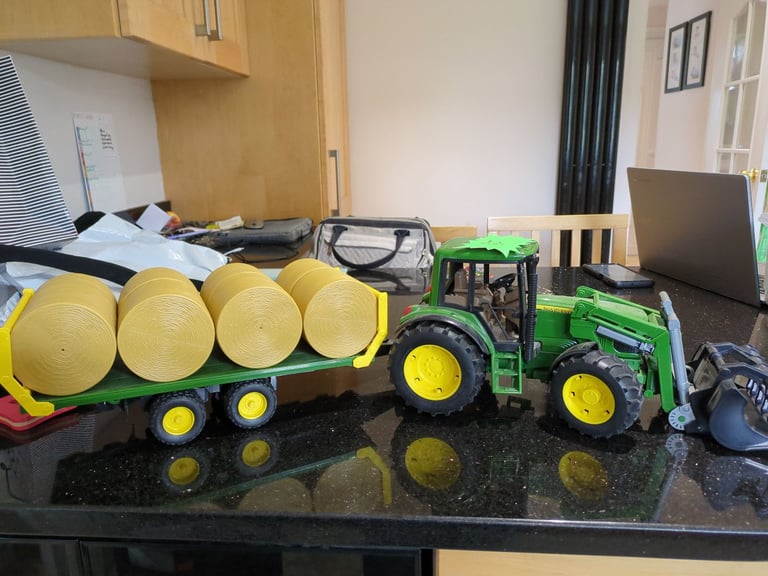 Tractor toy with trailer
