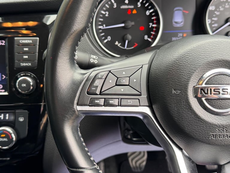 2019 Nissan Qashqai 1.3 DIG-T Acenta Premium Euro 6 (s/s) 5dr HATCHBACK Petrol Manual