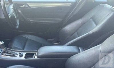 Mercedes Benz Merc Sports Kompressor C180K Automatic C Class Auto Cheap Black Salon Car.           