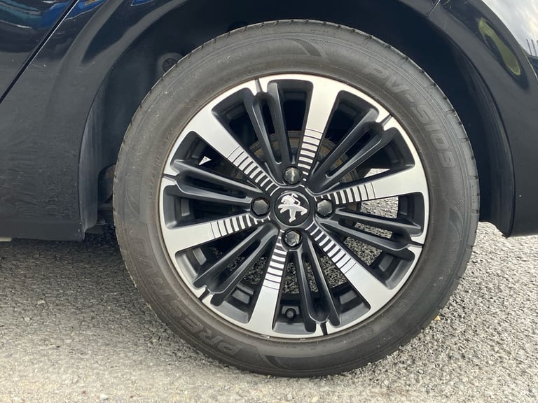 2019 Peugeot 208 1.2 PureTech 82 Tech Edition 5dr [Start Stop] Hatchback Manual