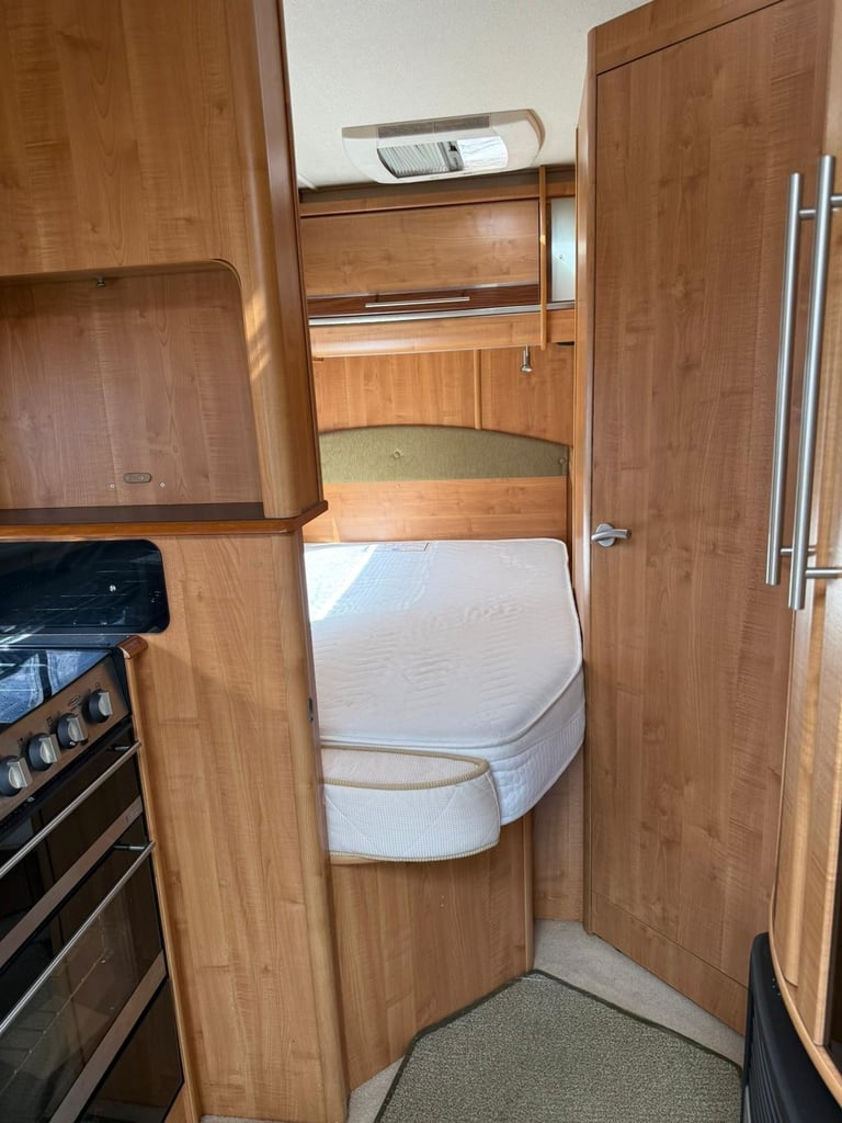 2009 - Auto Trail Cheyenne - 3 ltr -  44,000 miles - 4 berth / 2 belts 