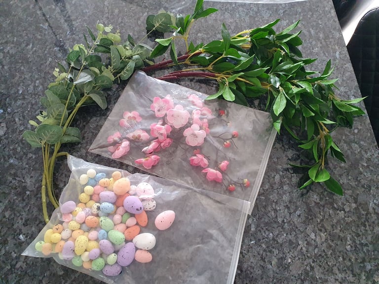 Joblot Artificial Fake Green Branches (long & bendable), Easter Eggs & Cherry Blossom flowers