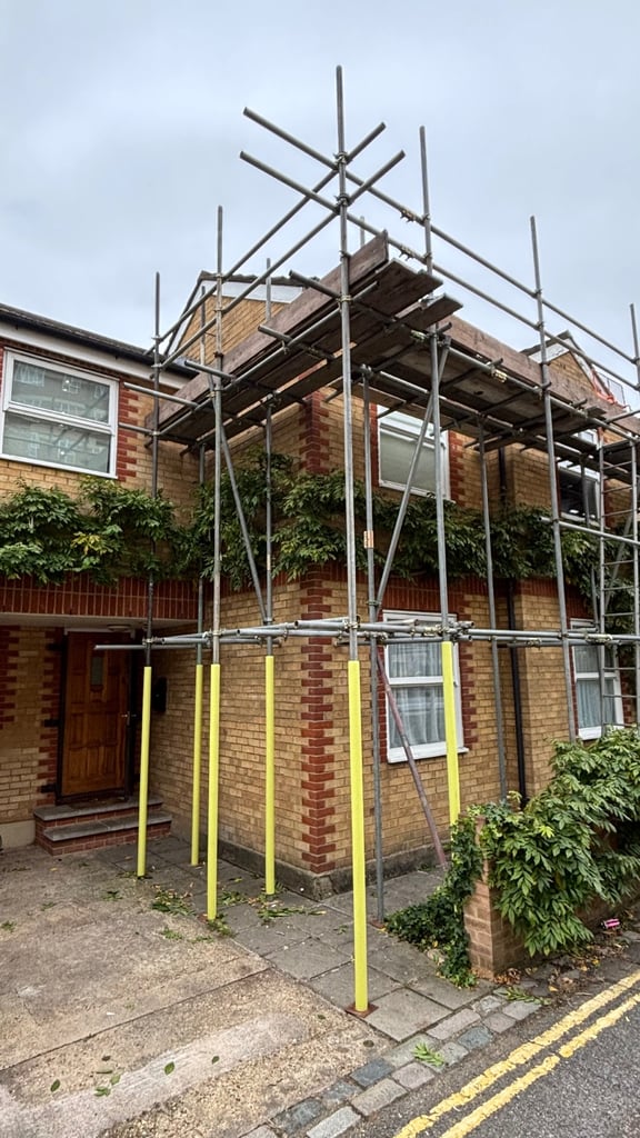 Scaffolding / Scaffold hire for your needs! Best quotes. 