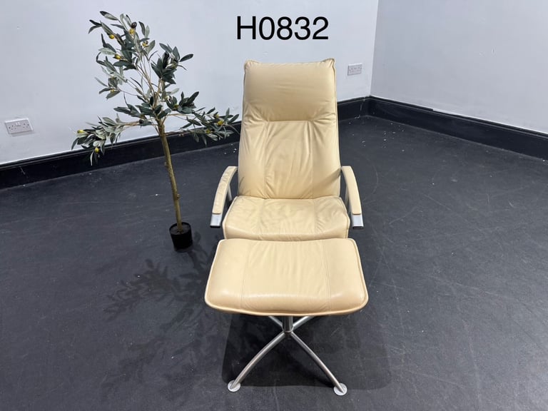 Cream Stressless Style Recliner Chair  £95 Free Delivery