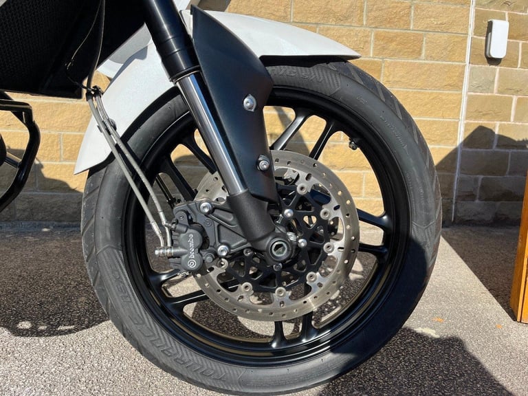 TRIUMPH TIGER 800 XRX- LOW MILEAGE 2018