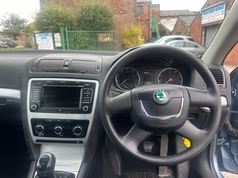 2011 Skoda Octavia 1.6 MPI SE Euro 5 5dr ESTATE Petrol Manual