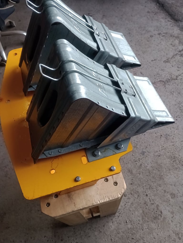 JCB telehandler wheel chock assembly kit 