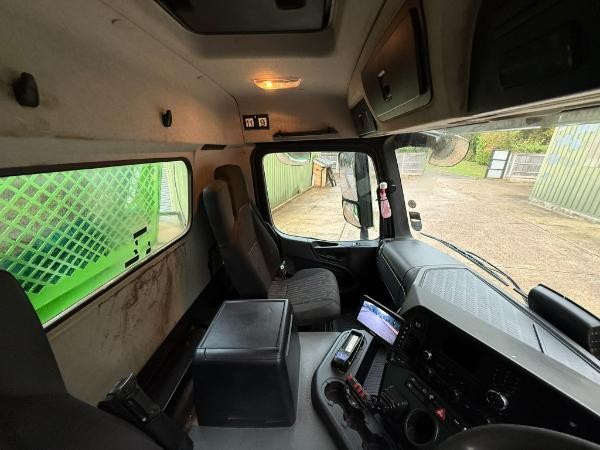 Mercedes 1824 Hyvalift Skip Loader 4x2 Extendable Arms Easy Sheet 