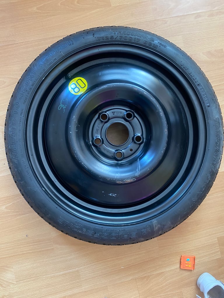 image for Toyota Auris/prius TYRE