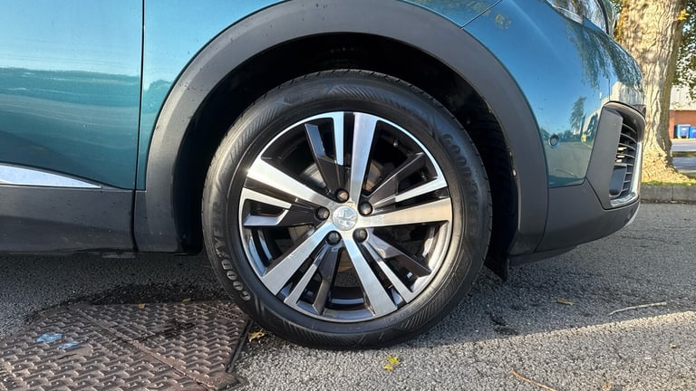 2020 Peugeot 5008 1.2 PureTech Allure SUV 5dr Petrol Manual Euro 6 (s/s) (130 ps) SUV Petrol Manual