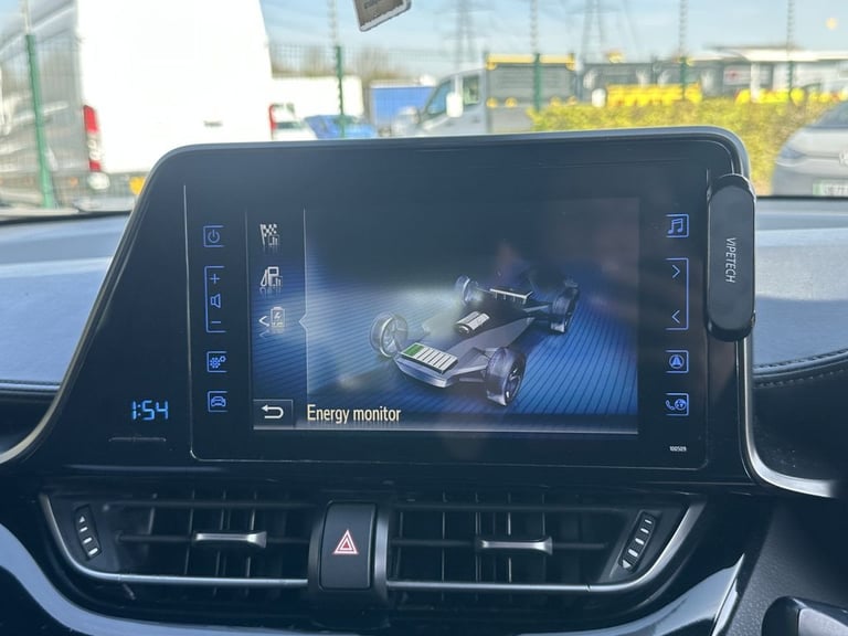 2017 Toyota C-HR 1.8 VVT-h Icon SUV 5dr Petrol Hybrid CVT Euro 6 (s/s) (122 ps) HATCHBACK PETROL/...