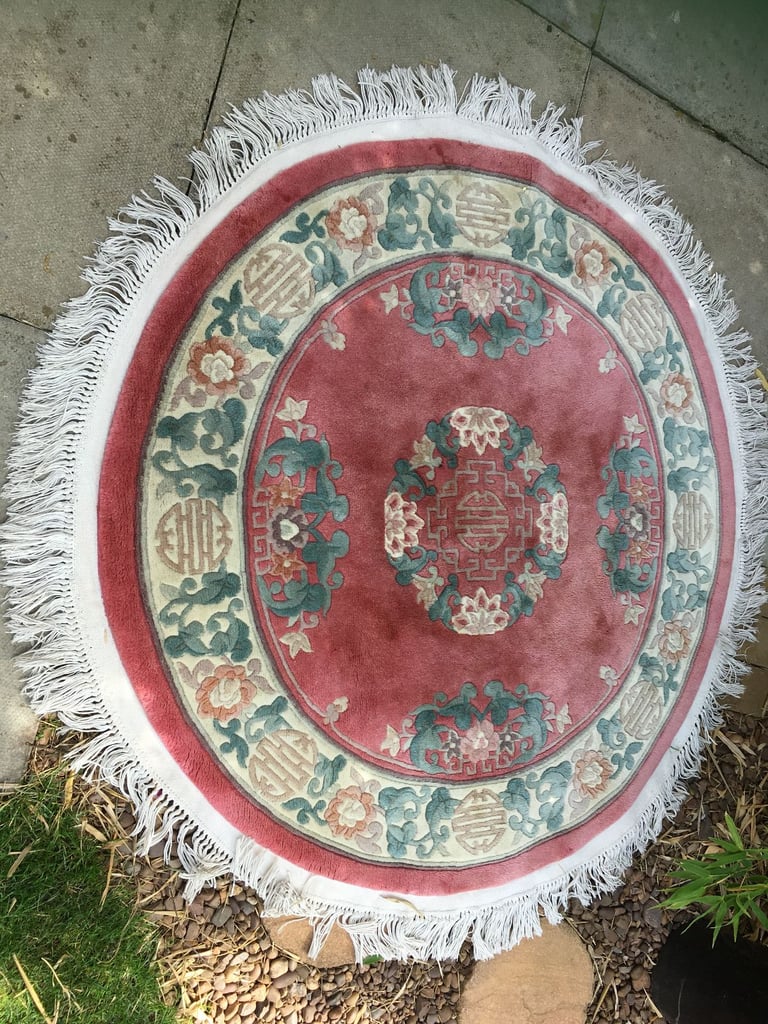 Round Pink Chinese Floral Design Rug 100% Wool Pile White Fringed Border  