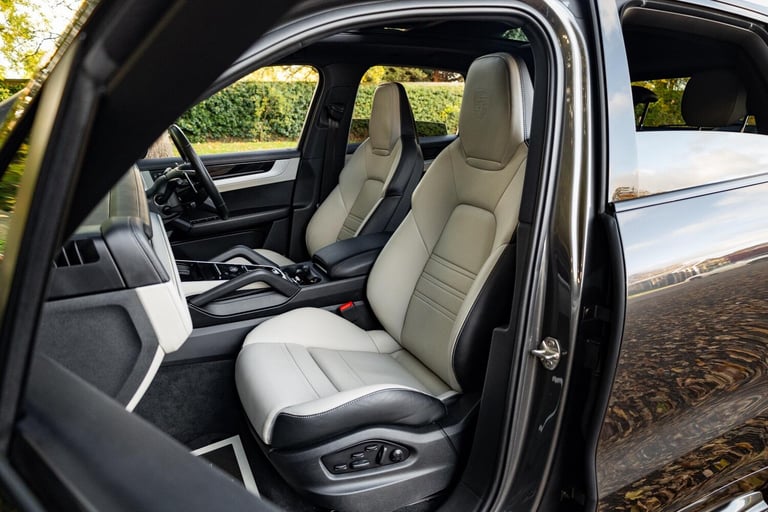 2023 Porsche Cayenne 3.0 V6 E-Hybrid 25.9kWh TiptronicS 4WD Euro 6 (s/s) 5dr ESTATE Petrol/Electr...