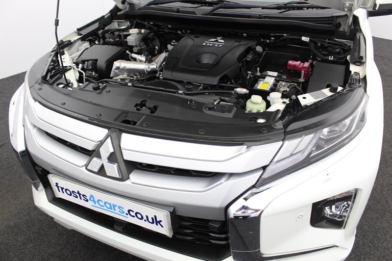 2020 Mitsubishi L200 Doublecab 2.2 Di-D Barbarian X 4WD Automatic Double Cab Pick-up Diesel Autom...