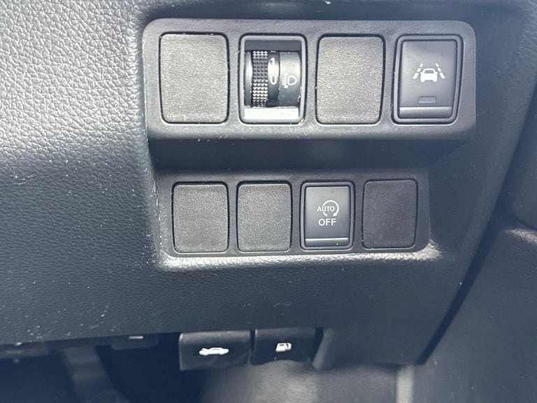 2018 Nissan Qashqai Nissan Qashqai 1.5 N-Connecta 5drs Hatchback Diesel Manual