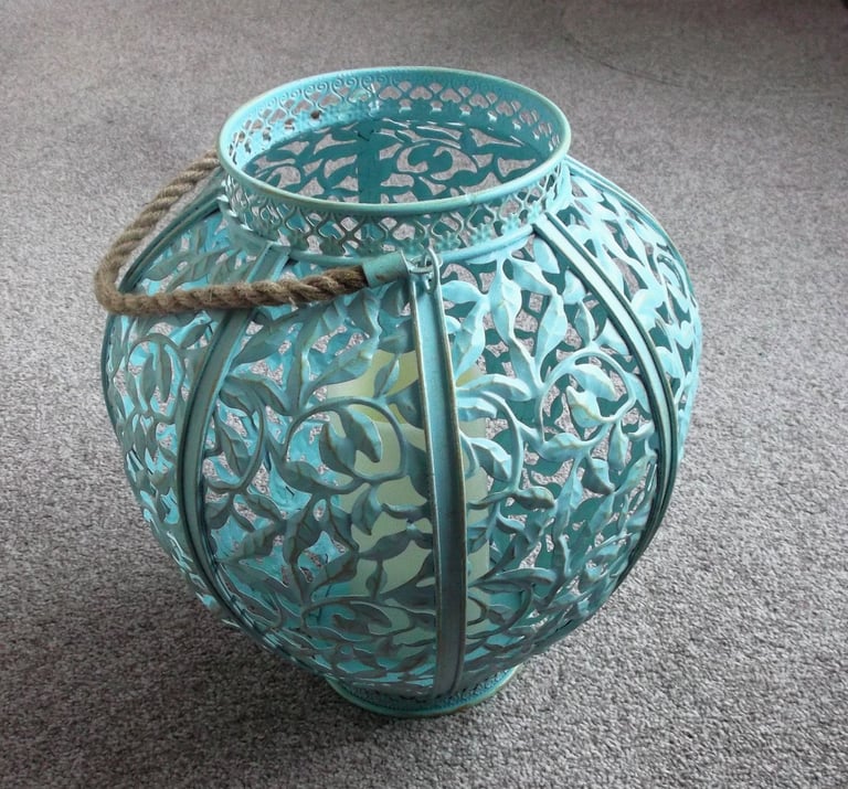 image for Large Moroccan Style Metal Lantern 26.5cm at the widest part & 30cm High  £35 ONO