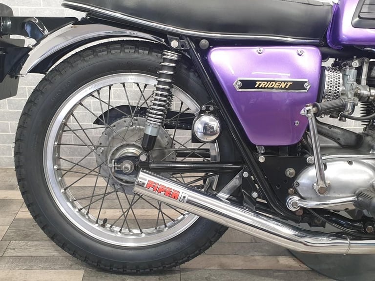 1973 TRIUMPH TRIDENT T150 Matching Numbers Piper 3-1 Exhaust TimeWarp Cafe Ra...