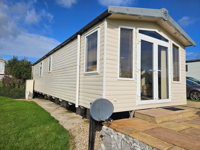 Static Caravan on sought-after, picturesque Gower site.