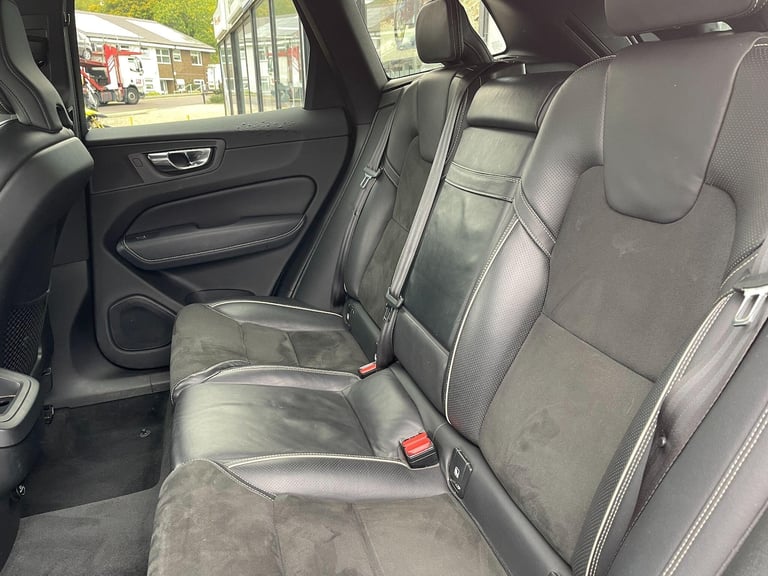 2019 Volvo XC60 2.0 T5 R-Design Auto AWD Euro 6 (s/s) 5dr ESTATE Petrol Automatic