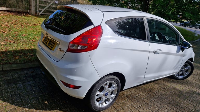 2012 Ford Fiesta 1.25 Zetec 3dr [82] HATCHBACK Petrol Manual